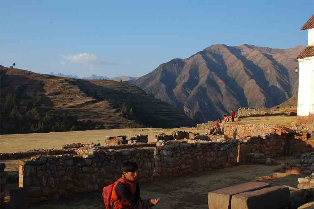 149 - Peru - Chinchero, restos arqueologicos